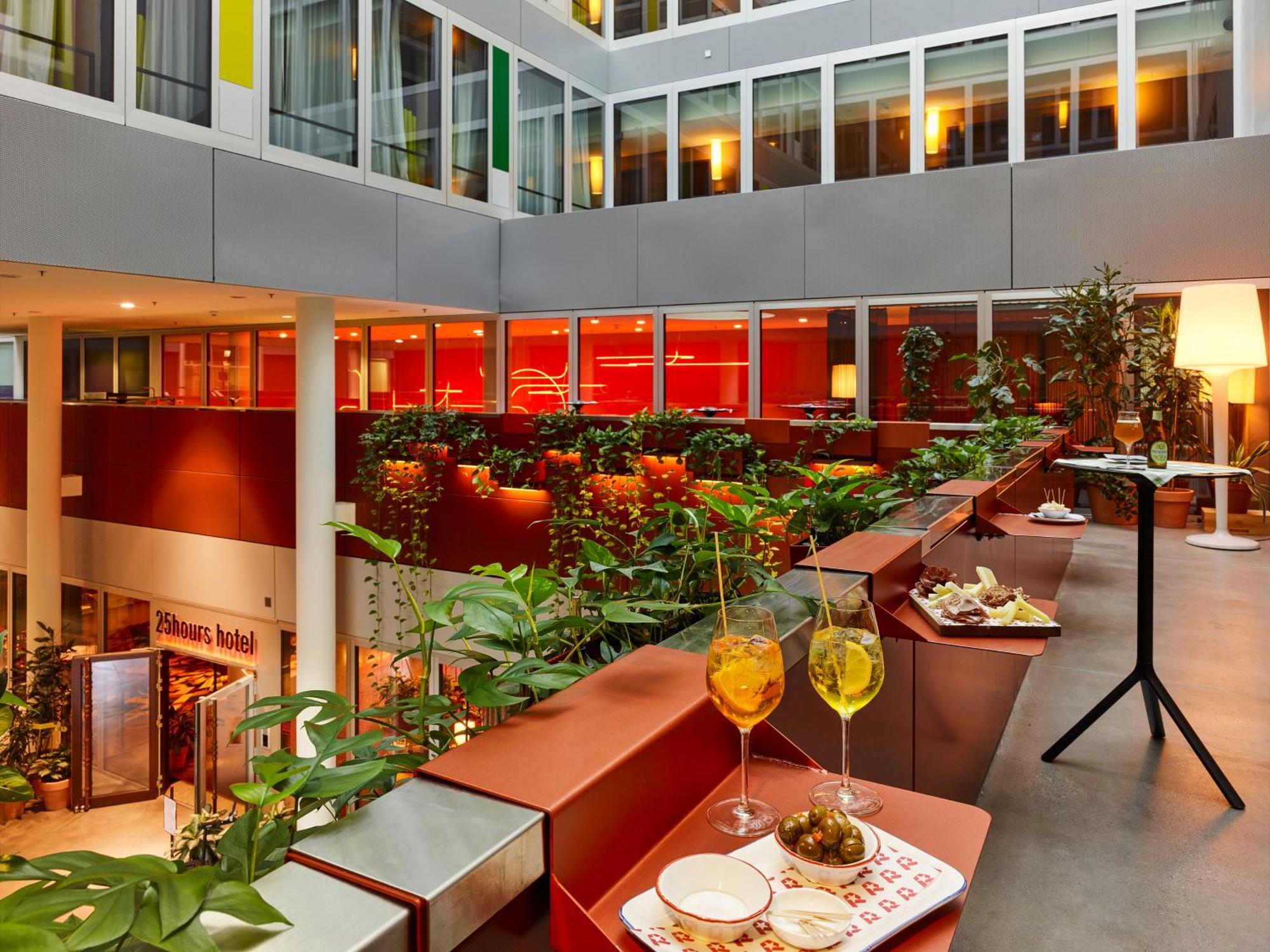 25hours West Otel