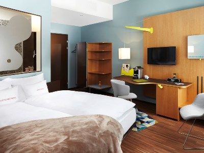 Otel 25hours West 4*